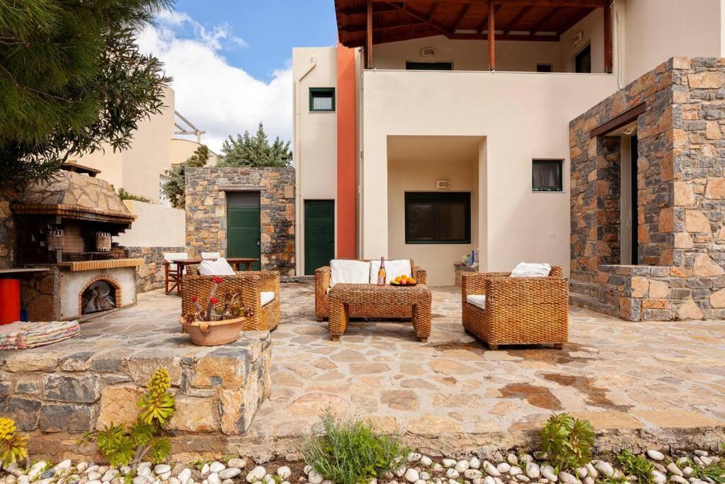 Luxury In With Private Pool Villa