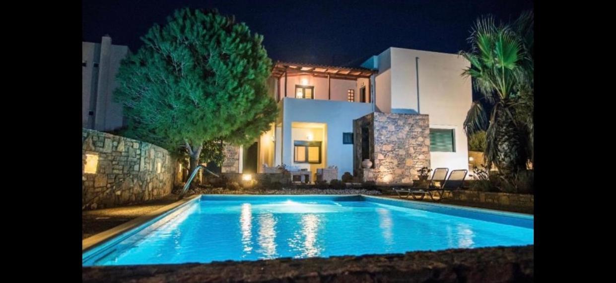 Villa Luxury In With Private Pool *